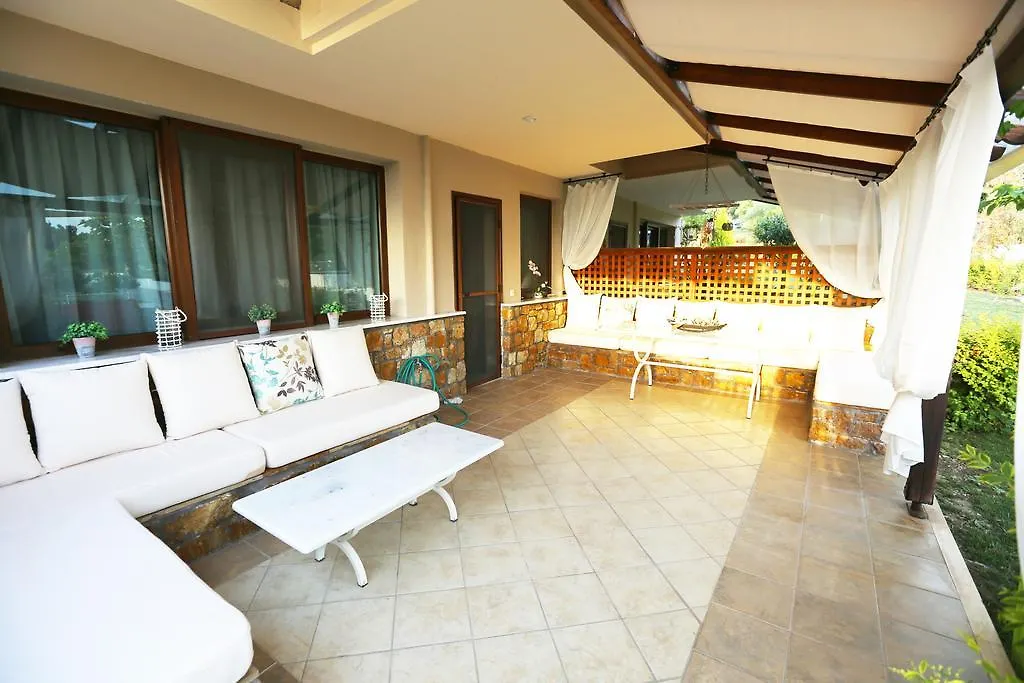 Villa Kastri Nikiti