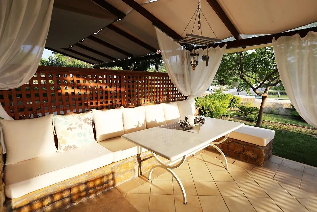 Villa Kastri Nikiti Σπίτι διακοπών Νικήτη